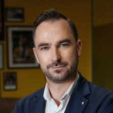 Никола Нинов